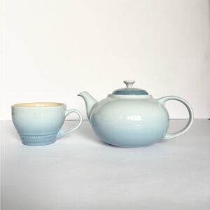 Le Creuset Tea pot set of-2